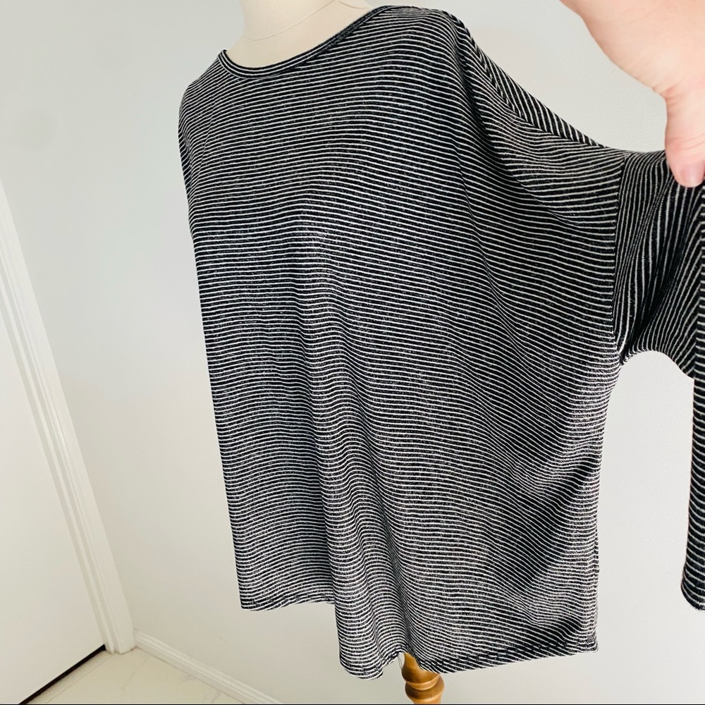 Seed Heritage black & white striped long sleeve batwing top size medium - Picture 4 of 7